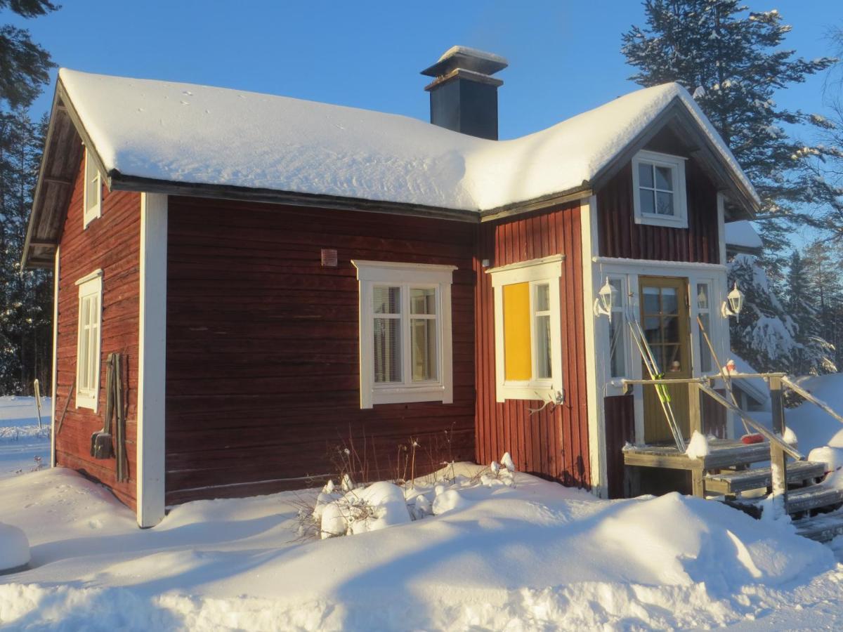 Myllyn Pirtti Cottage Naamijoki ภายนอก รูปภาพ