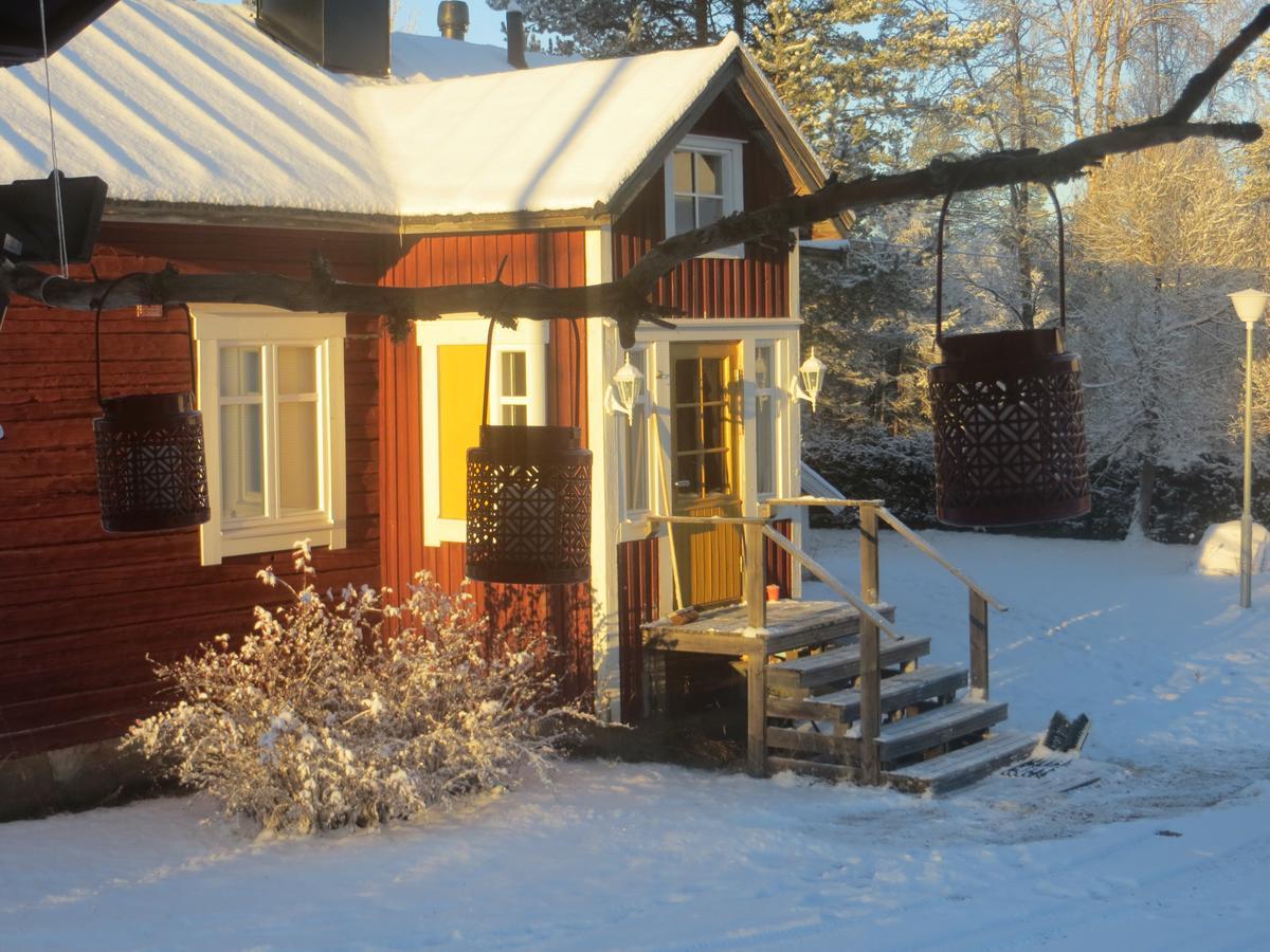 Myllyn Pirtti Cottage Naamijoki ภายนอก รูปภาพ